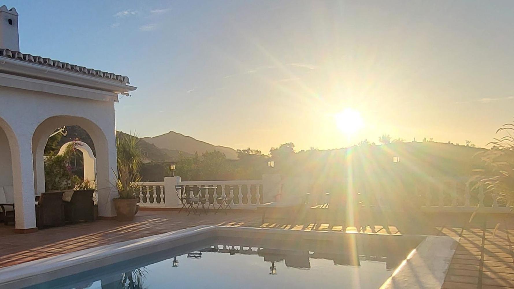Romantic White Villa -Private Pool Nerja Exterior photo